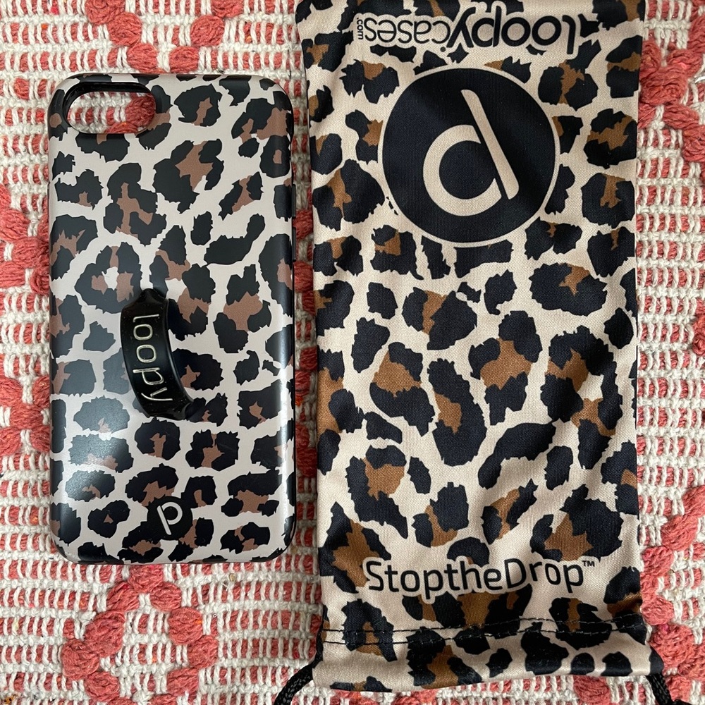 Leopard Loopy Case for iPhone 8